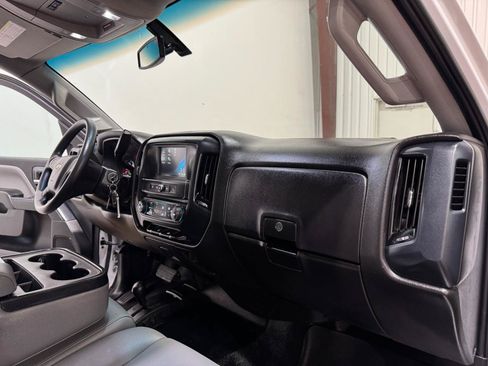 Used 2019 Chevrolet Silverado 2500 W/T AWD/4WD image 10