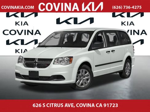Used 2017 Dodge Grand Caravan SXT image 1