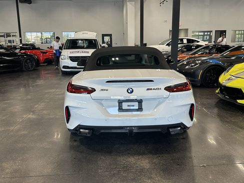 Used 2024 BMW Z4 M40i w/ Premium Package RWD image 5