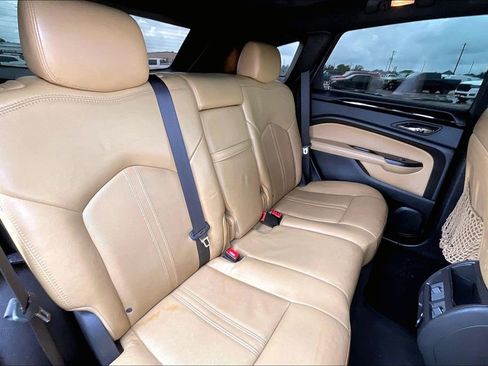 Used 2016 Cadillac SRX Luxury FWD image 22