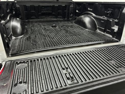 Used 2021 Ford F250 Lariat w/ Lariat Value Package image 5