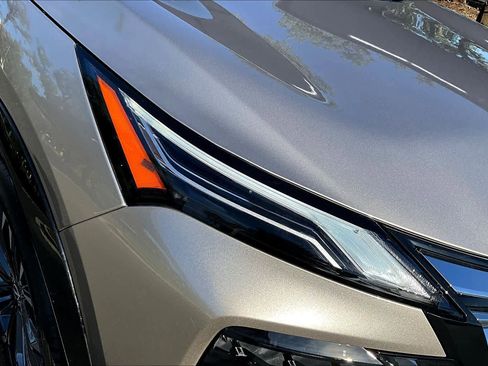 New 2026 Nissan Rogue Platinum image 13