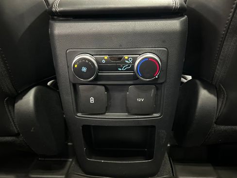 Certified 2021 Ford Explorer XLT w/ Equipment Group 202A AWD/4WD image 28