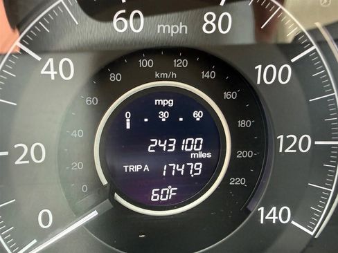 Used 2014 Honda CR-V EX-L image 12