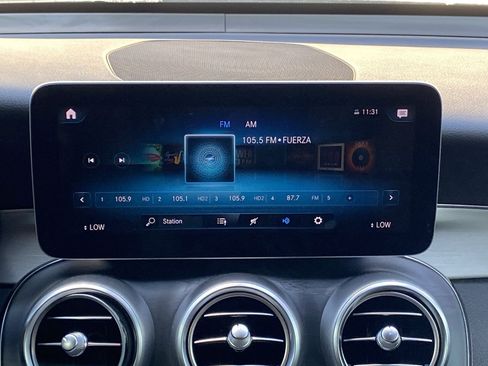 Used 2020 Mercedes-Benz GLC 300 image 17