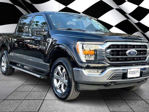 Used 2022 Ford F150 XLT w/ Equipment Group 302A High image 11