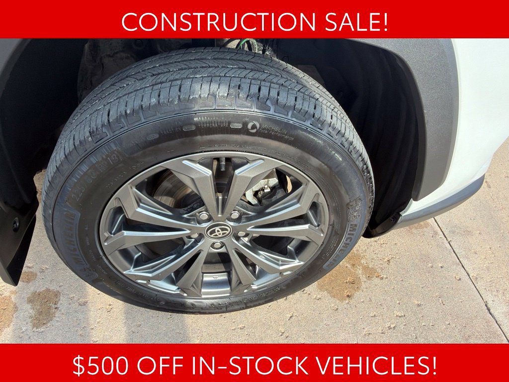 Used 2024 Toyota RAV4 Limited w/ Advanced Technology Package AWD/4WD image 32
