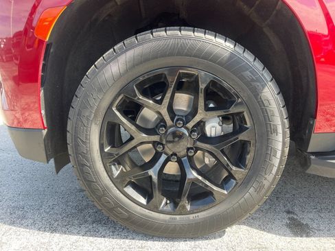 Used 2023 Chevrolet Tahoe LT AWD/4WD image 32