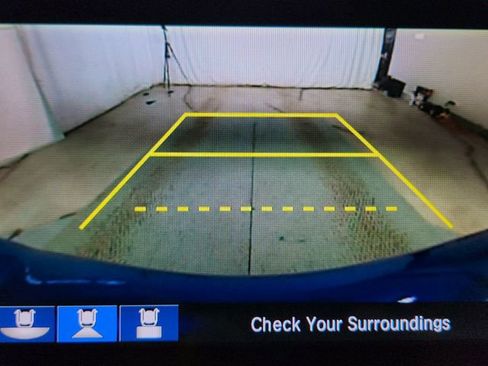 Used 2018 Honda Civic Touring image 17