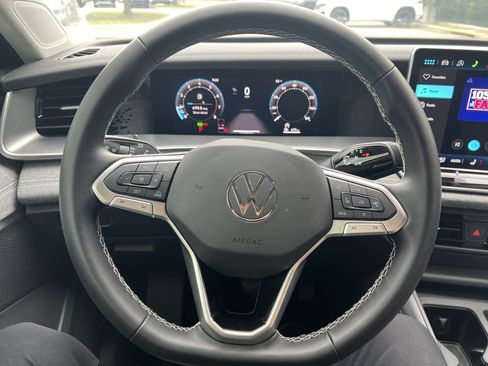 Certified 2026 Volkswagen Tiguan S FWD image 15