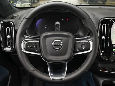 Used 2023 Volvo C40 P8 Recharge Ultimate AWD/4WD image 20