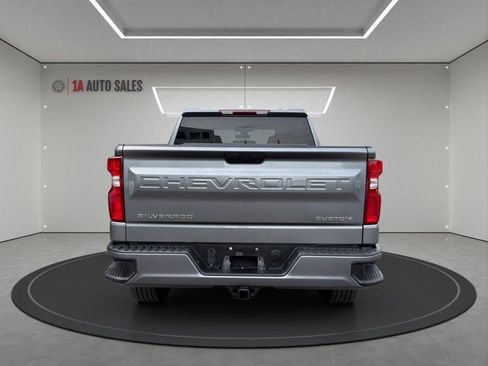Used 2021 Chevrolet Silverado 1500 Custom w/ Safety Confidence Package AWD/4WD image 4