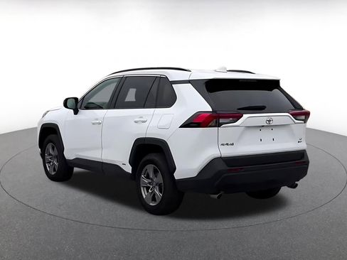Used 2025 Toyota RAV4 LE image 10