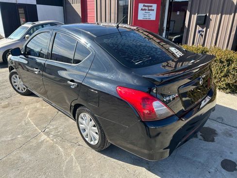 Used 2017 Nissan Versa S Plus image 4