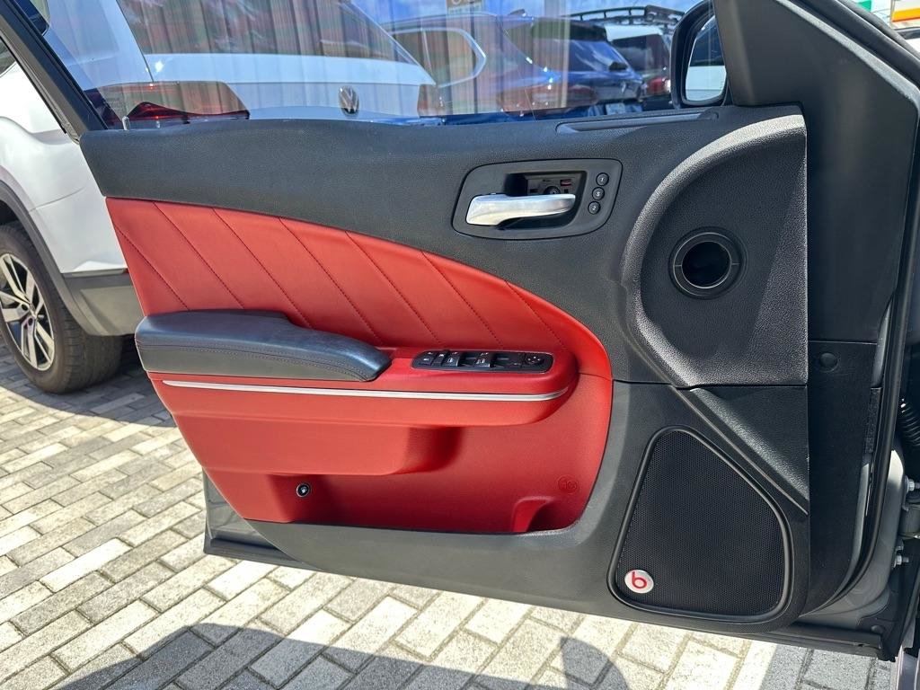 Used 2018 Dodge Charger R/T Scat Pack w/ Dynamics Package RWD image 12