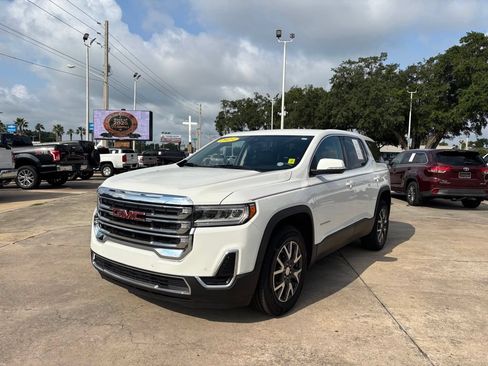 Used 2023 GMC Acadia SLE FWD image 13