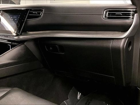 Used 2024 Jeep Wagoneer Series II w/ Flexible Seating Group AWD/4WD image 19
