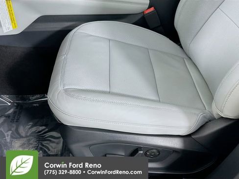 New 2026 Ford Explorer Platinum AWD/4WD image 21