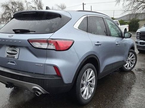 Used 2022 Ford Escape Titanium w/ Titanium Elite Package image 11