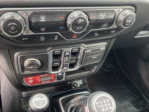 Used 2021 Jeep Gladiator Mojave w/ Safety Group image 21