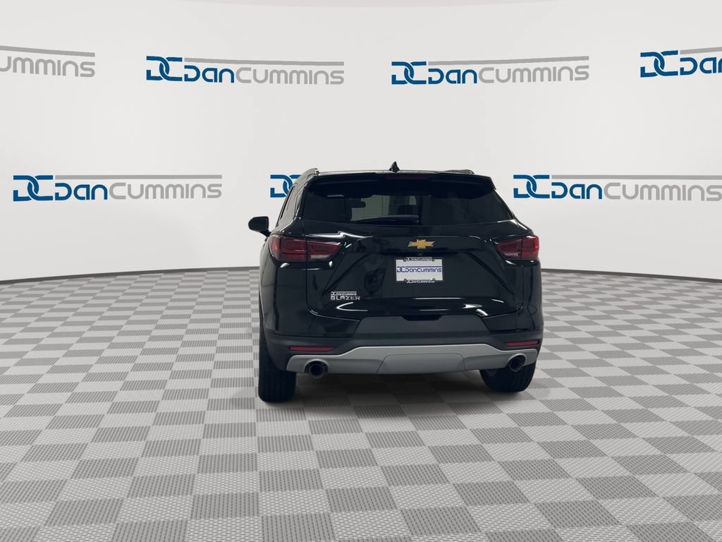 Used 2024 Chevrolet Blazer LT w/ Convenience Package FWD image 7
