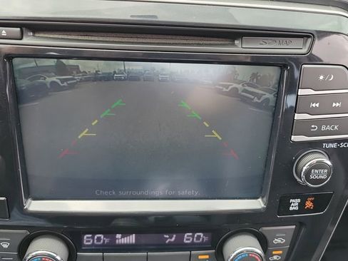 Used 2016 Nissan Maxima SR FWD image 20