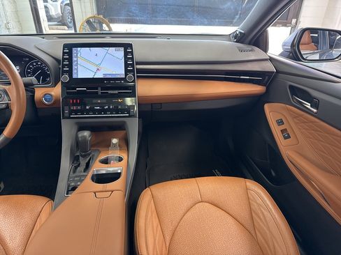 Certified 2020 Toyota Avalon Limited image 47