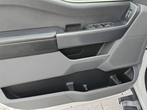 Used 2021 Ford F150 XLT w/ XTR Package image 12