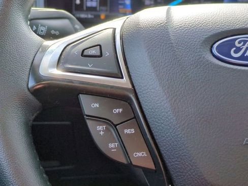 Used 2024 Ford Edge SEL w/ Convenience Package AWD/4WD image 16