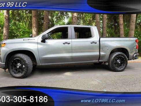 Used 2021 Chevrolet Silverado 1500 Custom w/ LPO, Dark Essentials Package AWD/4WD image 5