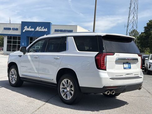 Used 2022 GMC Yukon Denali RWD image 24