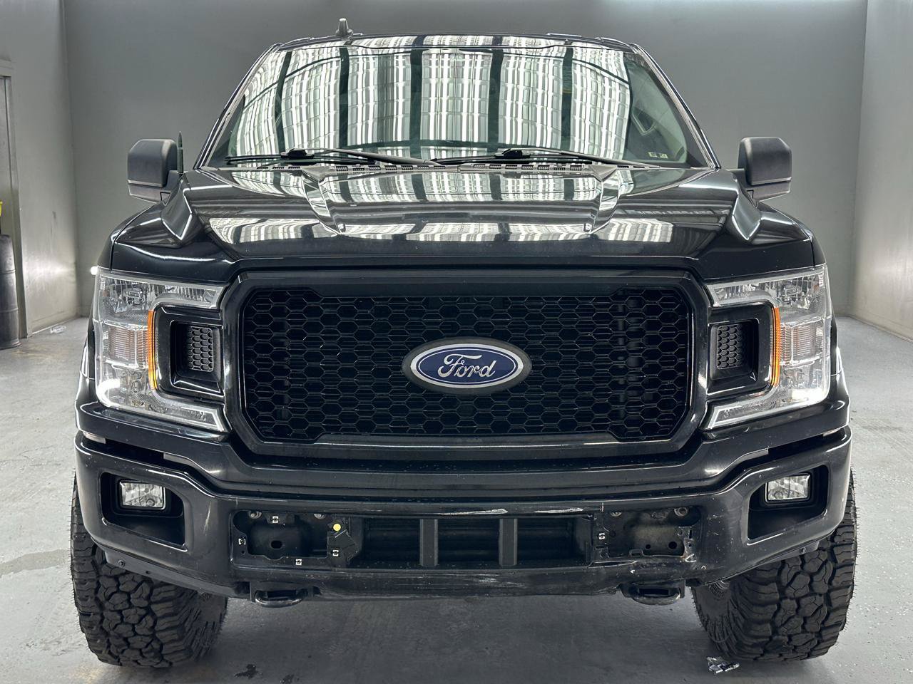 Used 2020 Ford F150 XL w/ Equipment Group 101A Mid AWD/4WD image 2