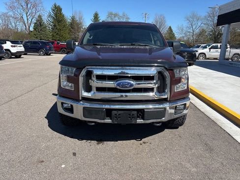 Used 2015 Ford F150 XLT image 3