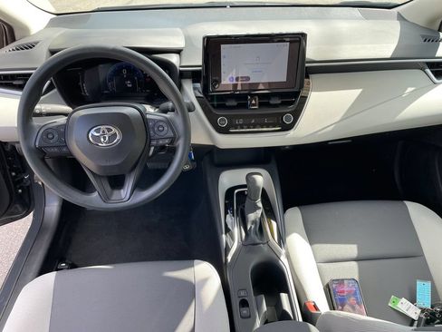Used 2026 Toyota Corolla LE FWD image 15