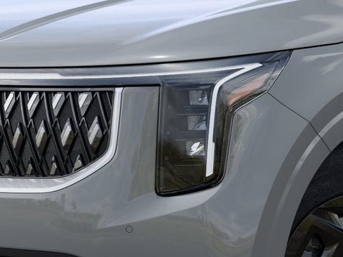 New 2027 Kia Carnival LX FWD image 10