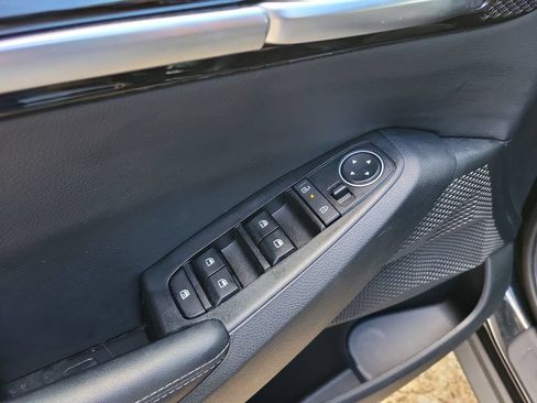 Certified 2025 Kia Seltos S FWD image 15