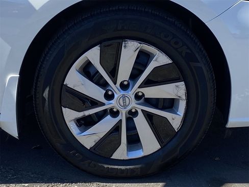 Certified 2025 Nissan Altima 2.5 S image 7