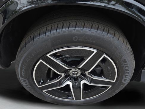 New 2026 Mercedes-Benz GLC 300 image 13