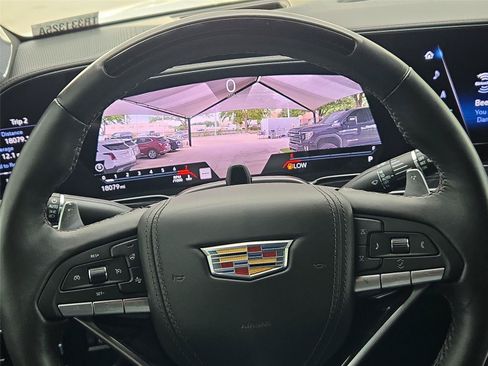 Used 2024 Cadillac Escalade V AWD/4WD image 17