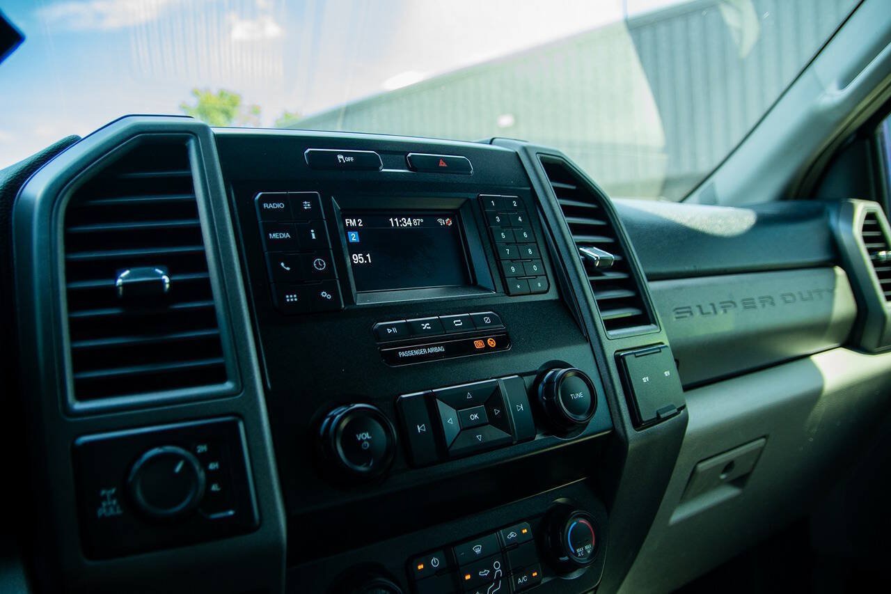 Used 2021 Ford F250 XL w/ STX Appearance Package AWD/4WD image 25