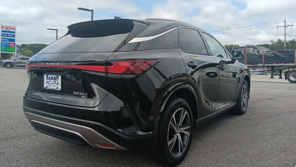 Used 2024 Lexus RX 350 Premium w/ Accessory Package (Z1) AWD/4WD image 6