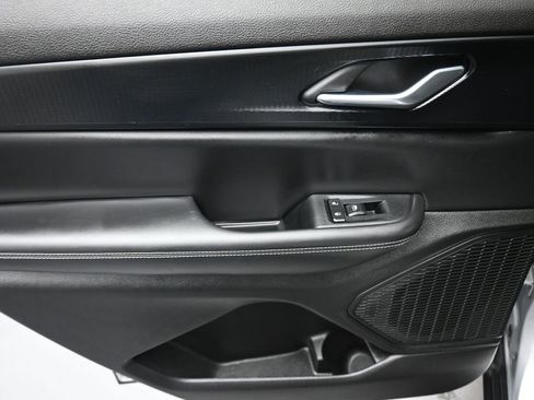 Used 2023 Jeep Grand Cherokee L Laredo image 33