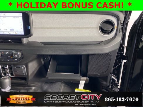 New 2026 Jeep Wrangler Unlimited Sport image 32