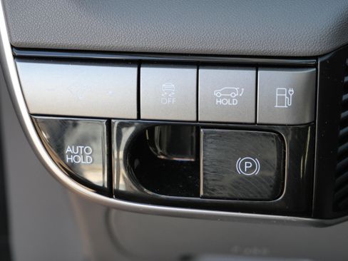 Certified 2025 Hyundai Ioniq 5 SEL image 21