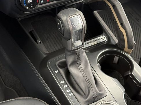 New 2026 Ford Bronco Badlands AWD/4WD image 18