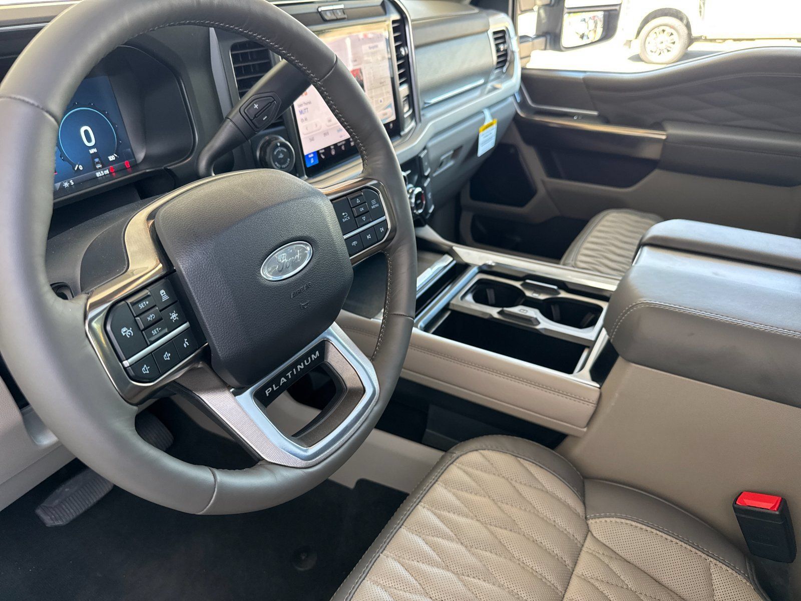 New 2026 Ford F250 Platinum w/ Platinum Plus Package AWD/4WD image 9