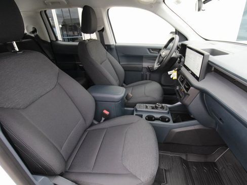 New 2025 Ford Maverick XL w/ Equipment Group 101A image 31
