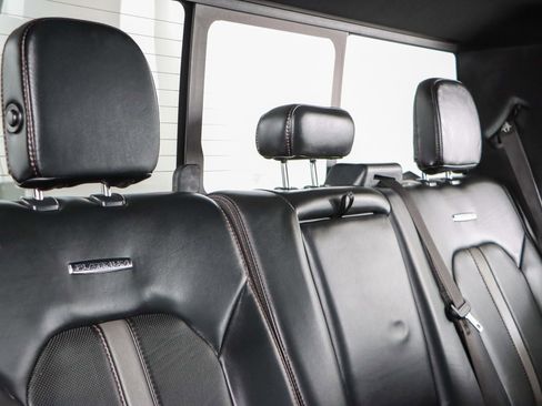 Used 2019 Ford F150 Platinum w/ Equipment Group 701A Luxury image 31