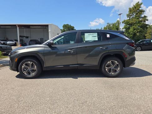 New 2026 Hyundai Tucson Blue SE FWD image 3