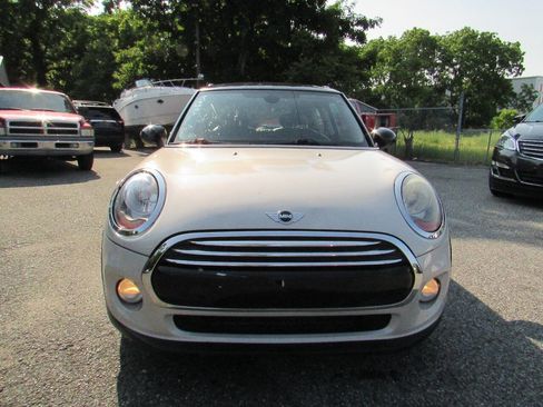 Used 2016 MINI Cooper 2-Door Hardtop image 2